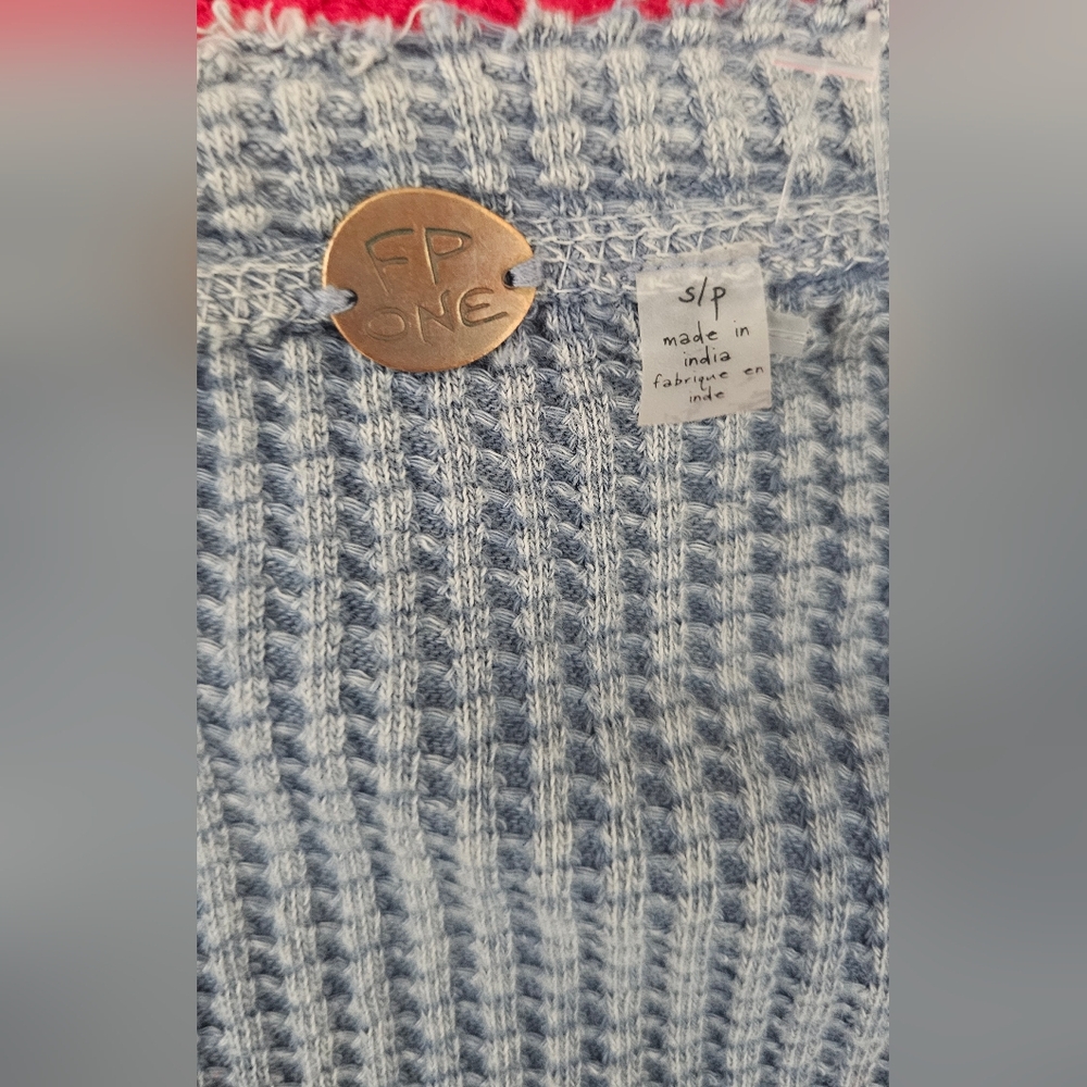 Free People One Henley Blue Textured Top Size Small - Picture 8 of 13